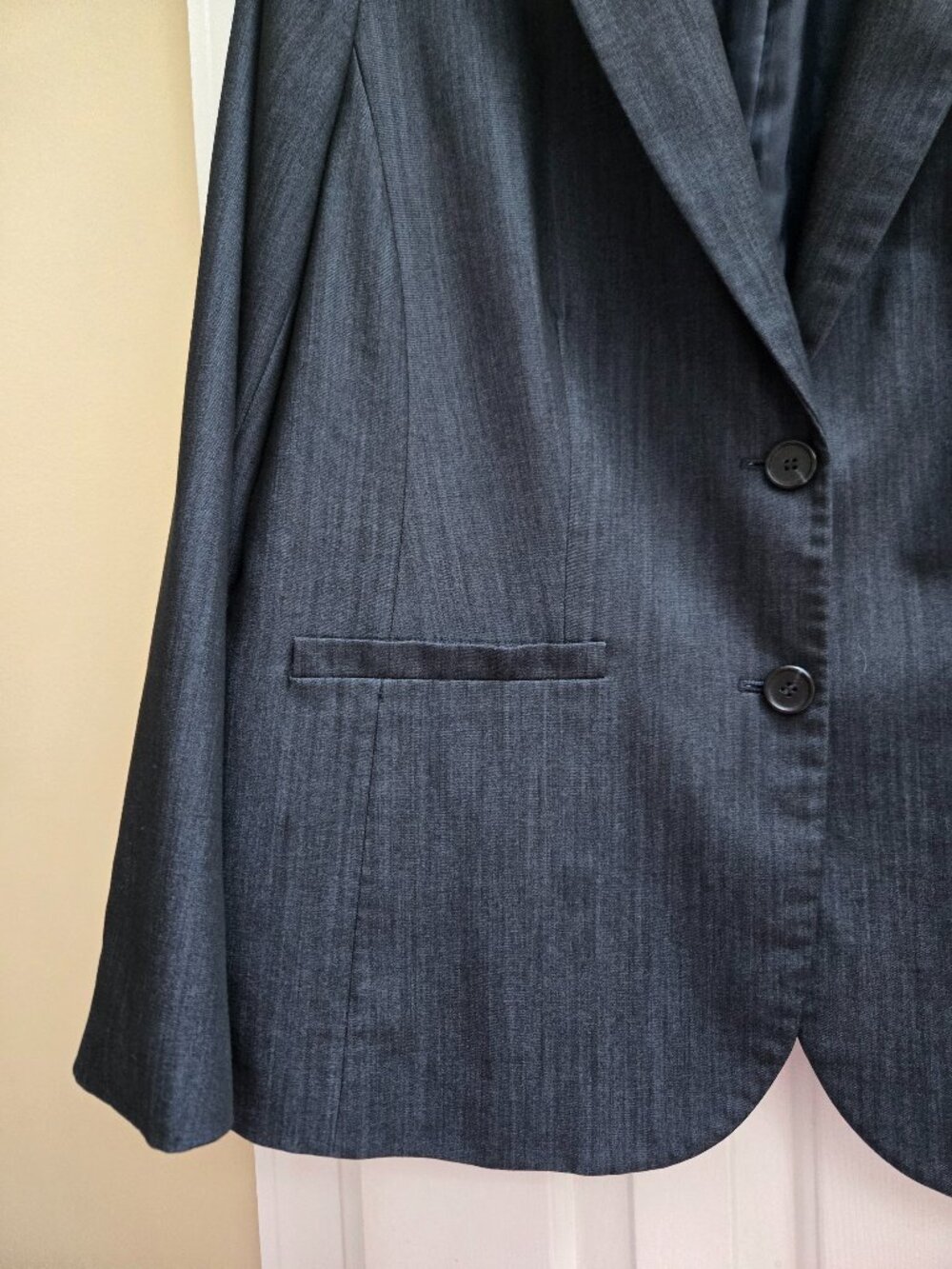 EUC Jones New York Blazer - Size 16W - Blue/Black mix